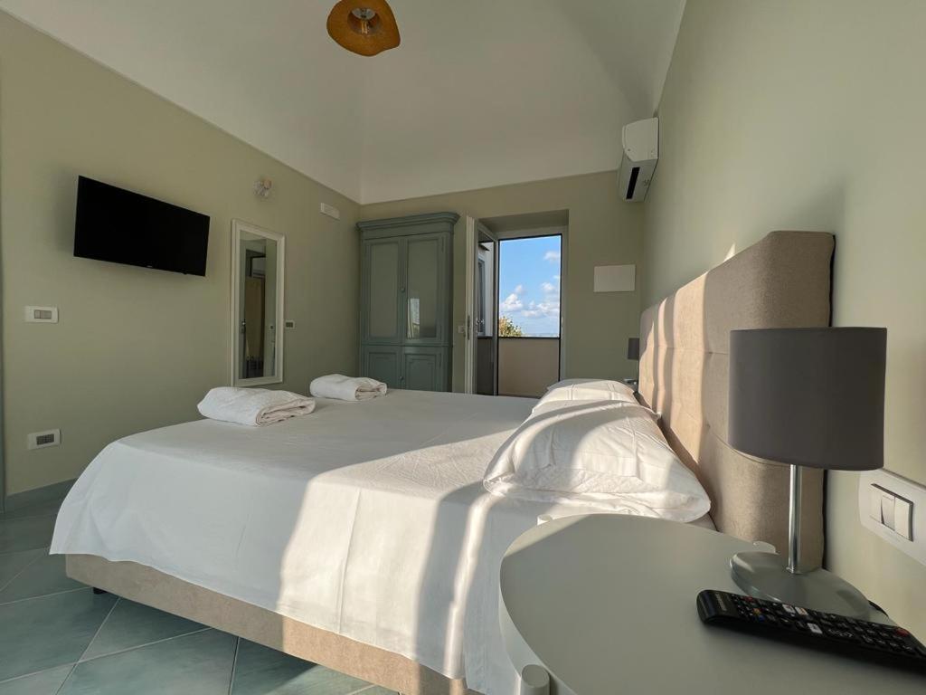 Palazzo Palumbo Hotel Procida Exterior photo