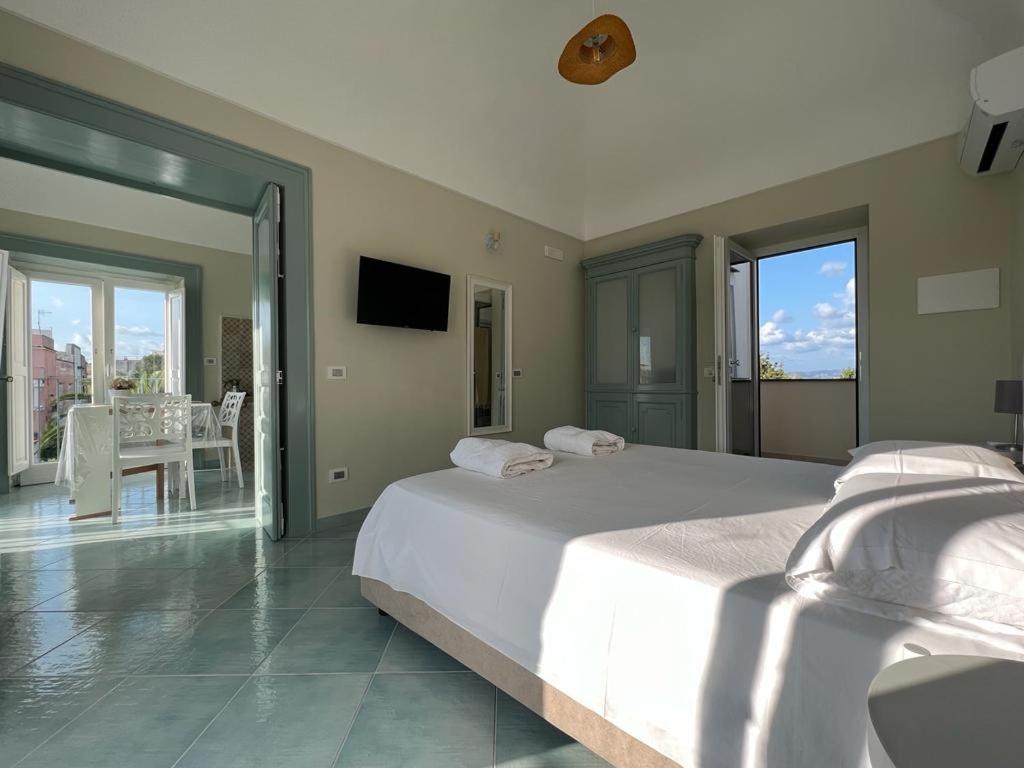 Palazzo Palumbo Hotel Procida Exterior photo
