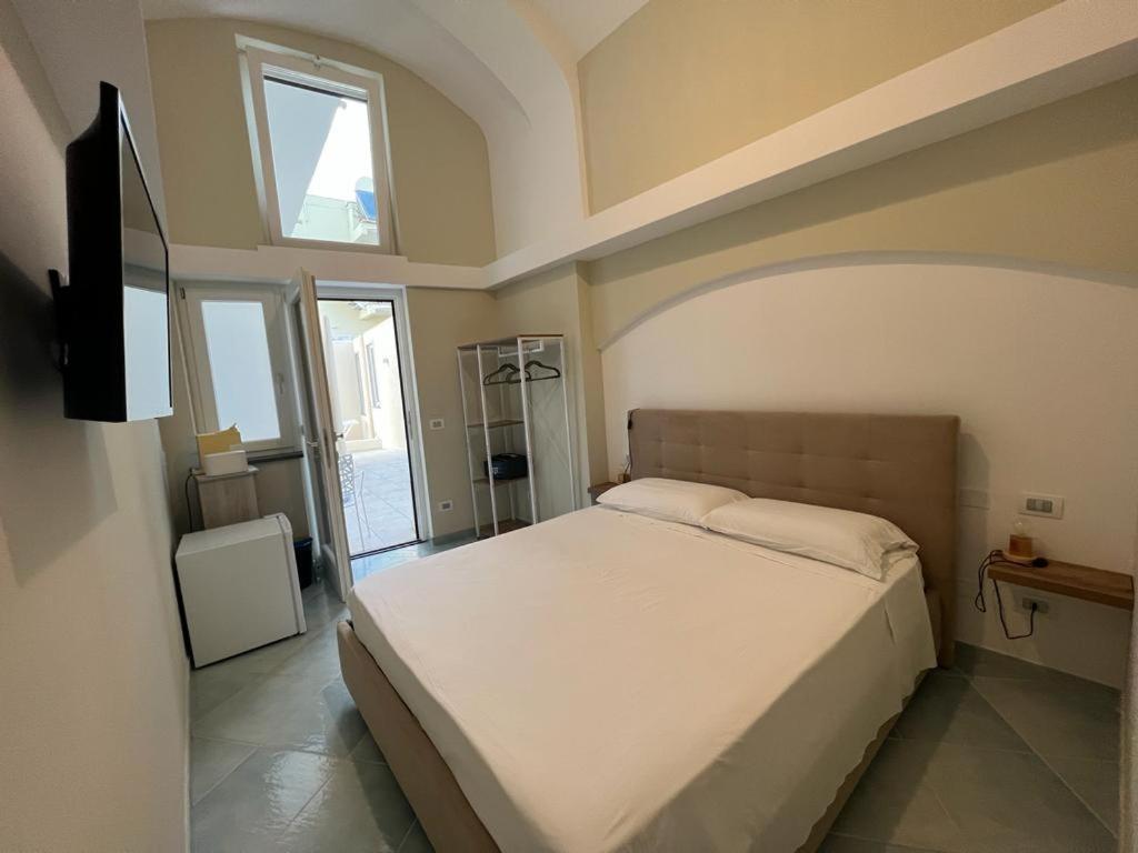 Palazzo Palumbo Hotel Procida Exterior photo